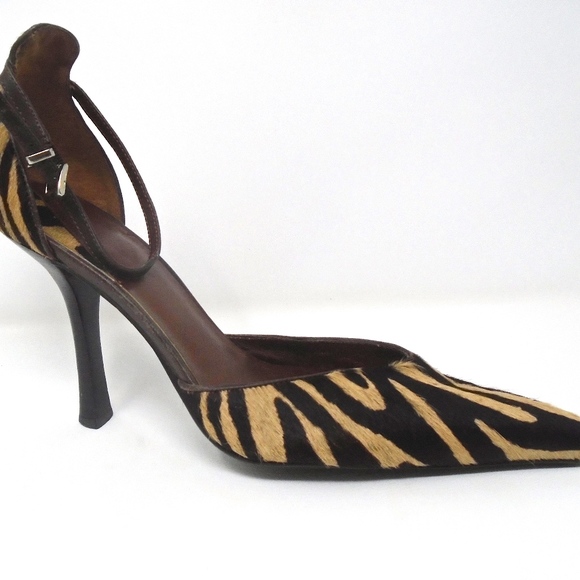 BCBG MaxAzria CALF HAIR PIONTY HEELS SZ 9 - Picture 4 of 6